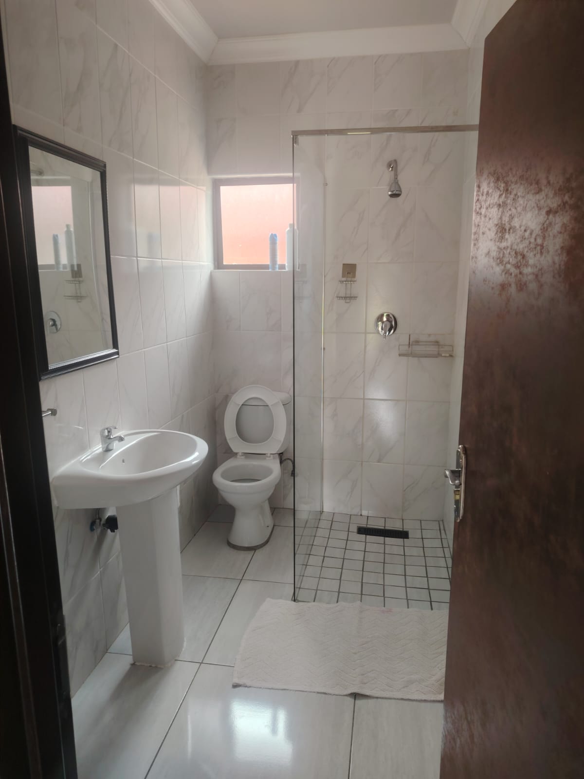 Apartment 4 private bathroom with walk-in shower